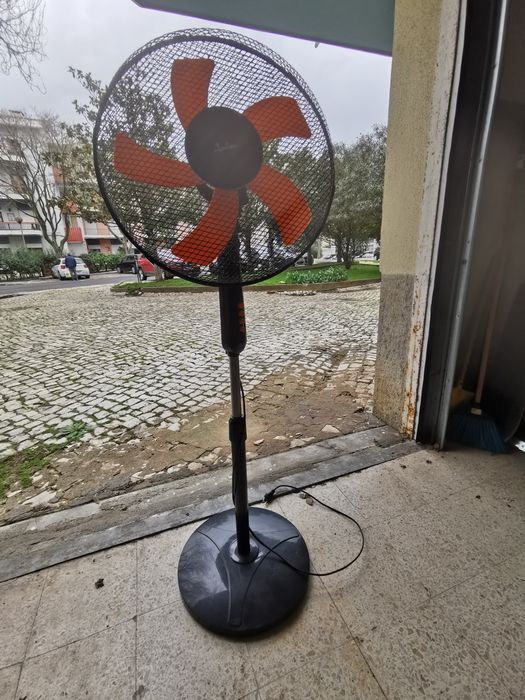 Ventoinha alta de 150cm