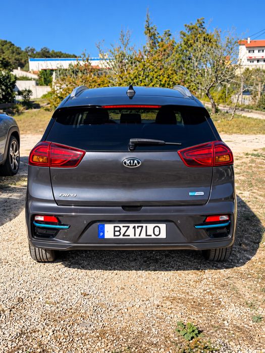 Kia e-Niro EV 64 kWh TECH | 2021 | 89.000 km | Revisão Kia | 204 cv — photo 2