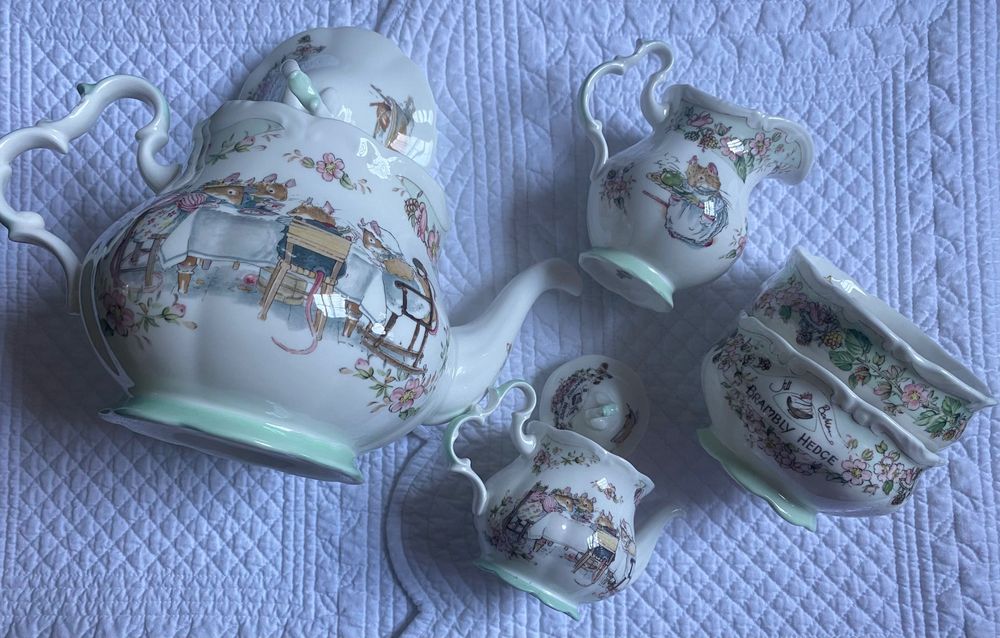 Колекційний англійський фарфор Royal Doulton / Brambly Hedge