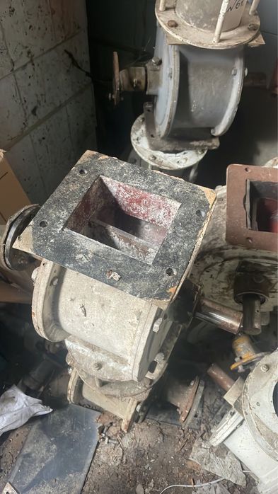 Продам шлюзовой затвор БШМ-2, питатель