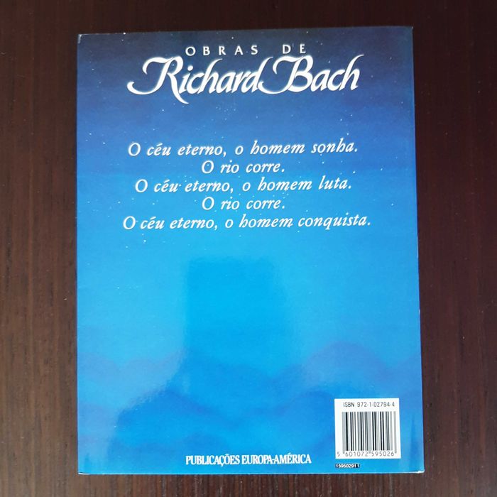 Livro - Estranho à Terra - Richard Bach - Portes incluídos