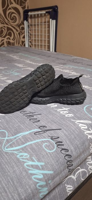 Дитячі  кросівки