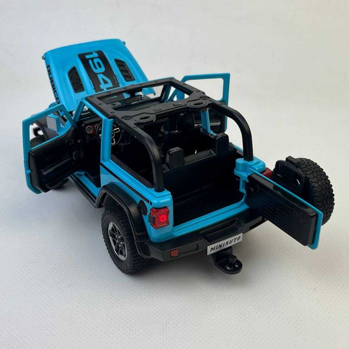 Металева Колекційна модель 1:24 Jeep Wrangler з підсвіткою фар, звуком