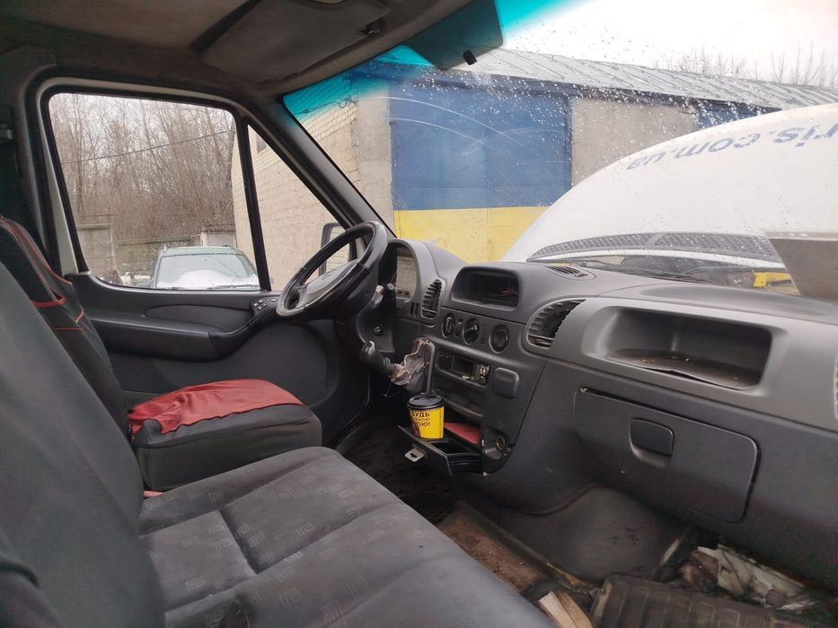 Продам евакуатор спрінтер спарка