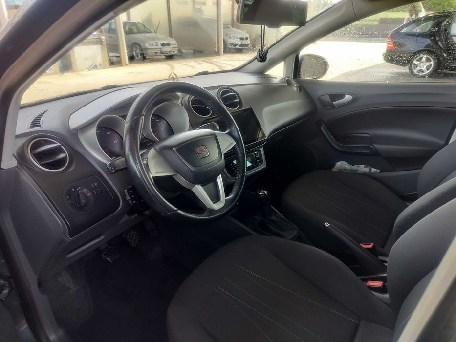SEAT Ibiza 6J ST 1.2 TDI | 162.000 km | 2 Chaves | Pneus Novos | Muito Económico