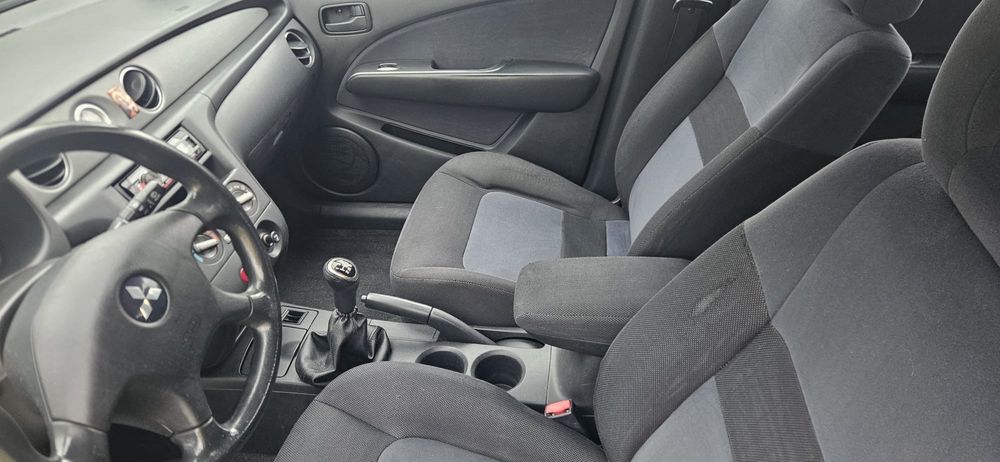 Mitsubishi Outlander 2.0 plus gaz