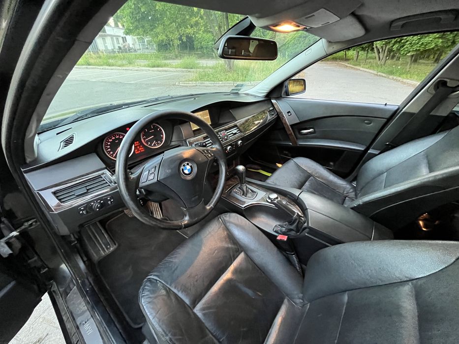 BMW e61 525D 2005r