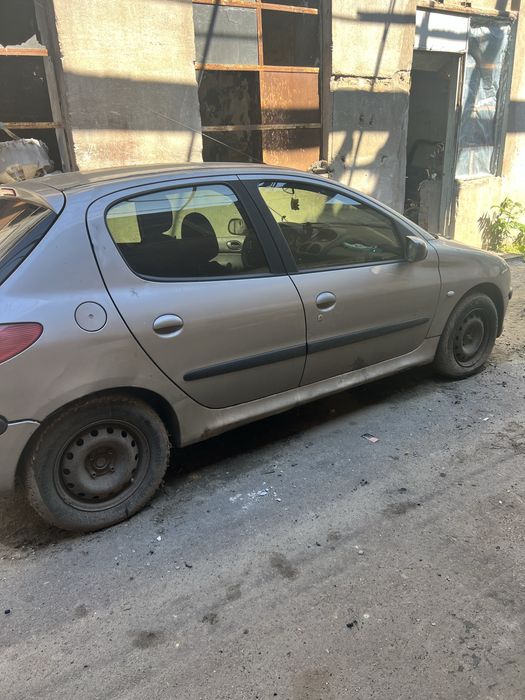 Продам пежо 206 2003 год поломана акпп