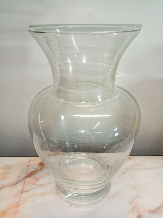 Vaso de vidro transparente com base canelada, Decoração, arranjos flor