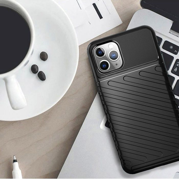 Etui na iPhone 17 Pro / 18 Pro (low camera edge) Thunder czarne