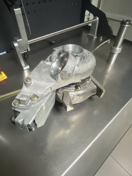 Turbo Mercedes 270 CDI W211