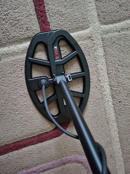 Металошукач Minelab Vanquish 360