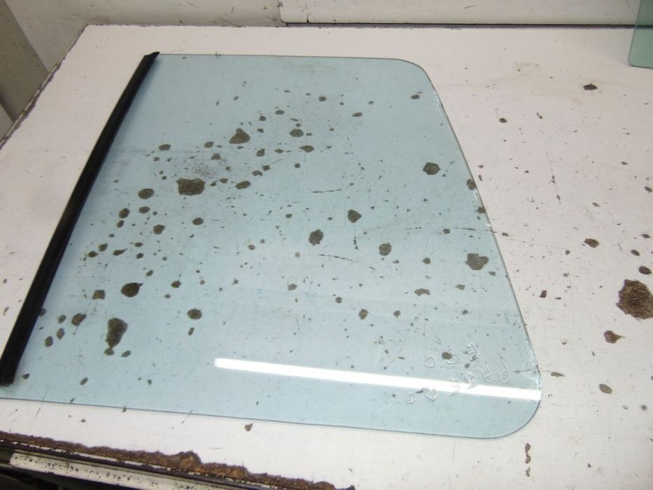 Mitsubishi pagero/citroen saxo vidros