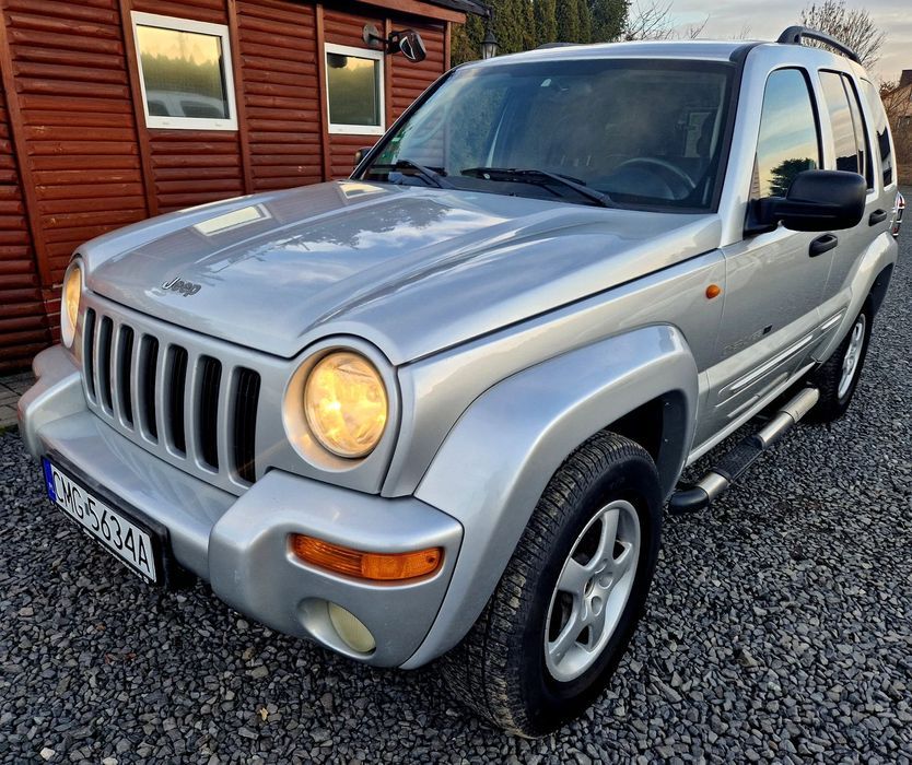 Jeep Cherokee 40fotek bagata wersja AUTOMAT zarejestrowany