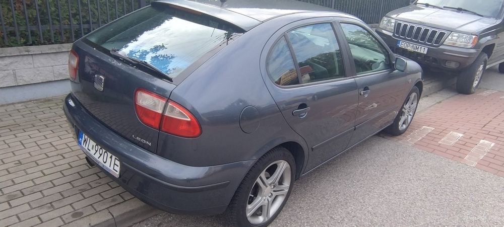 Seat Leon 1.6 16v  benzyna fajny