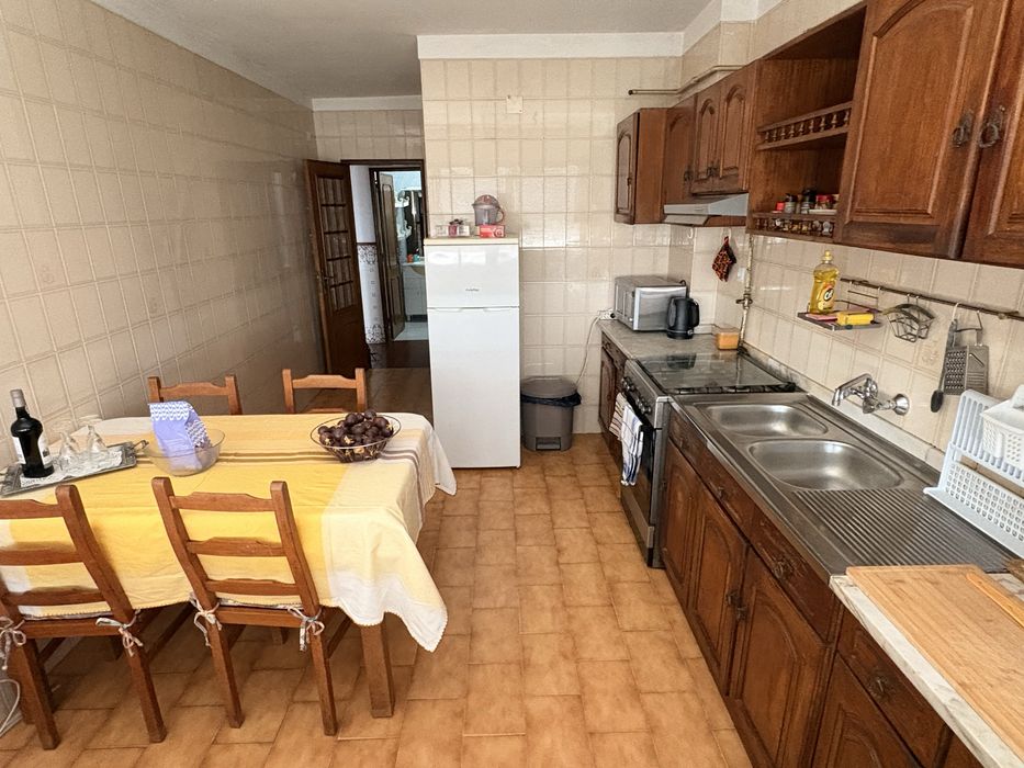 Arrenda-se T3 mobilado