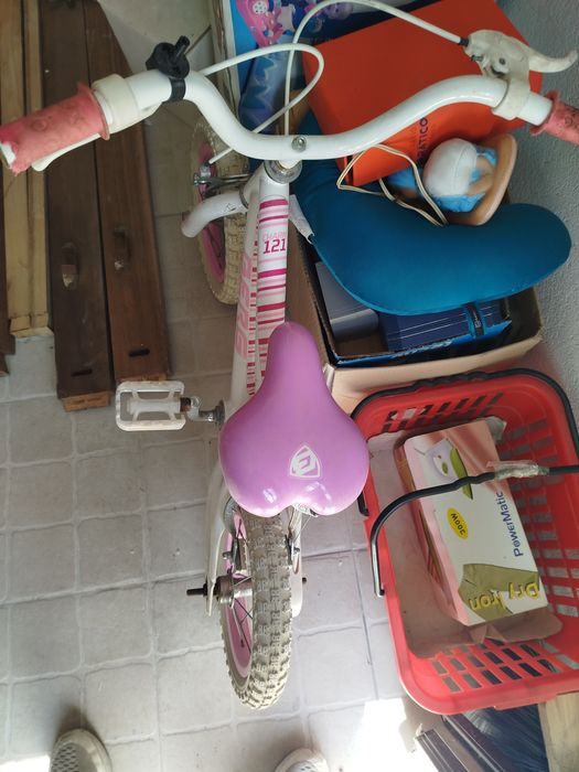 Bicicleta menina BERG (2 a 4 anos)