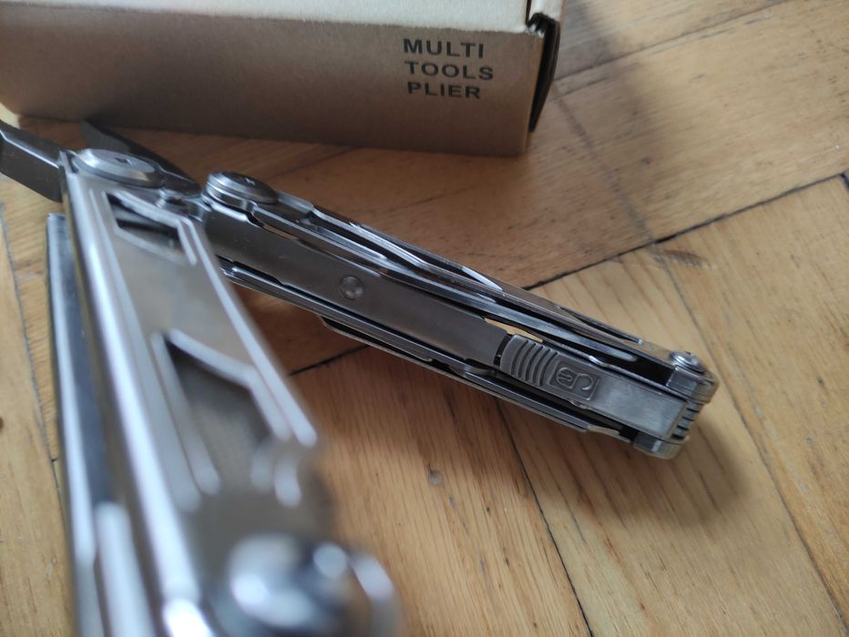 Daicamping DL30 Multitool narzędzie wielofunkcyjne + etui Multitool