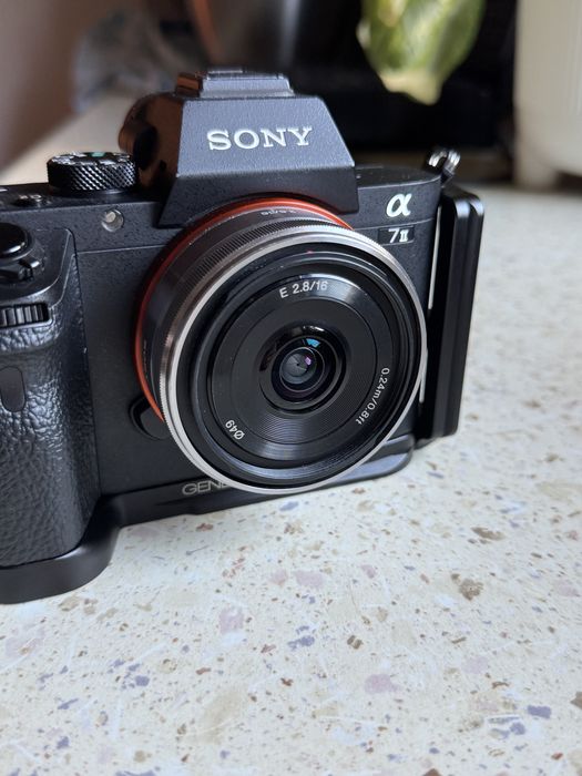 Sony E 16mm f/2.8 | Pancake