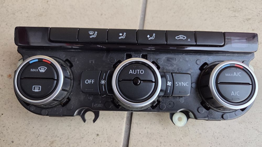 Panel sterowania klimatyzacją Vw Touran