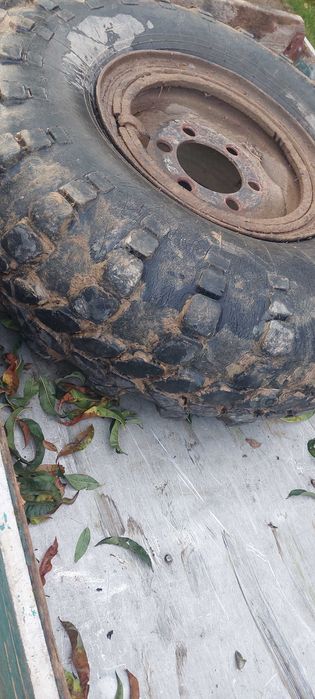 Шина з камерою та диском із БТР