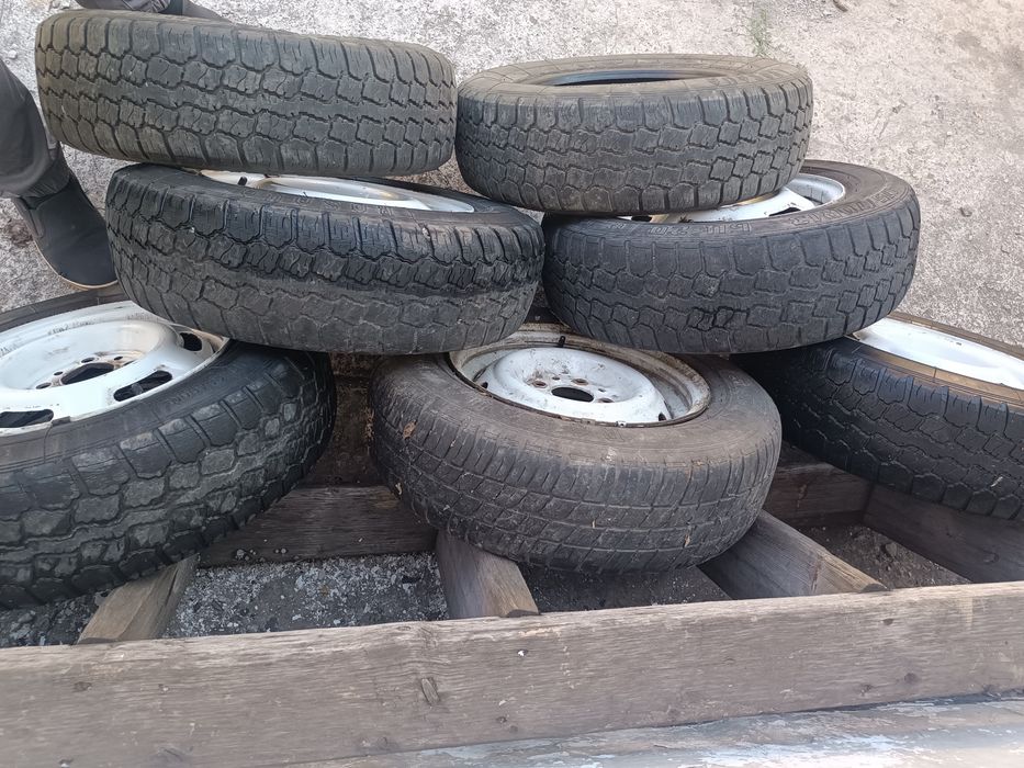 Шини Rosava 175/70 R13  та 5-ть дисків