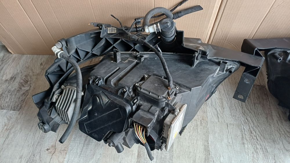 Lampa przednia lewa xenon bmw 3 E90 E91