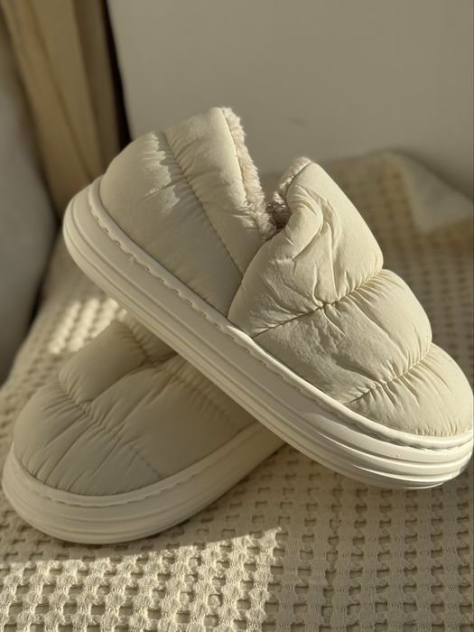 Дуті низькі черевики 38/39 коричневі/білі