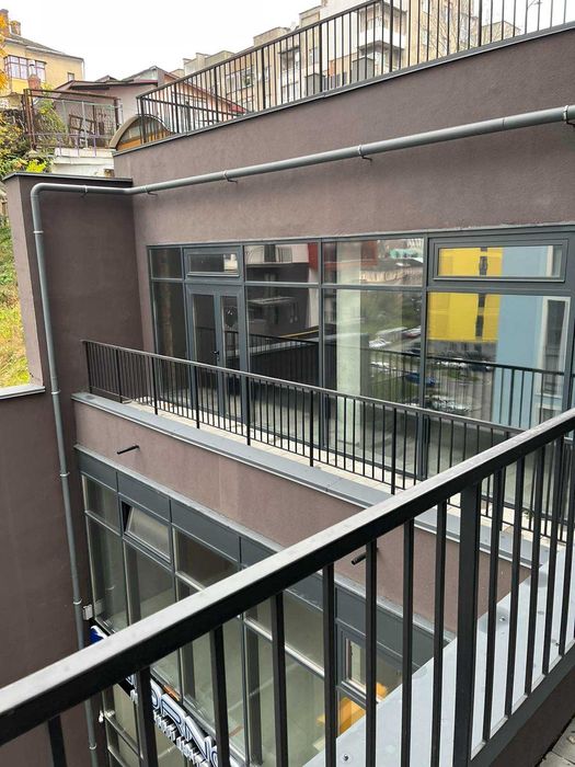 Продаж приміщення 311 м2 , вул.Шевченка,60 (ЖК Семицвіт буд.№18)