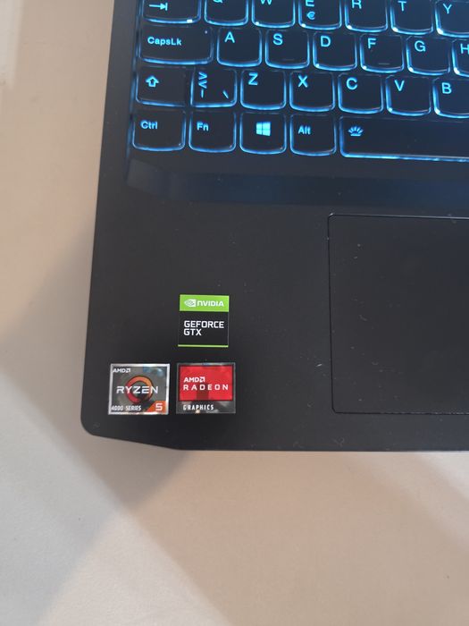 Laptop gamingowy Lenovo Ryzen 5