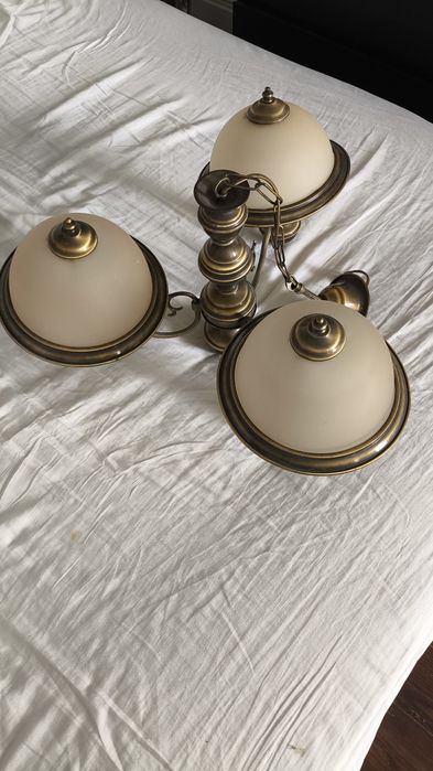 Lustre antigo em bronze