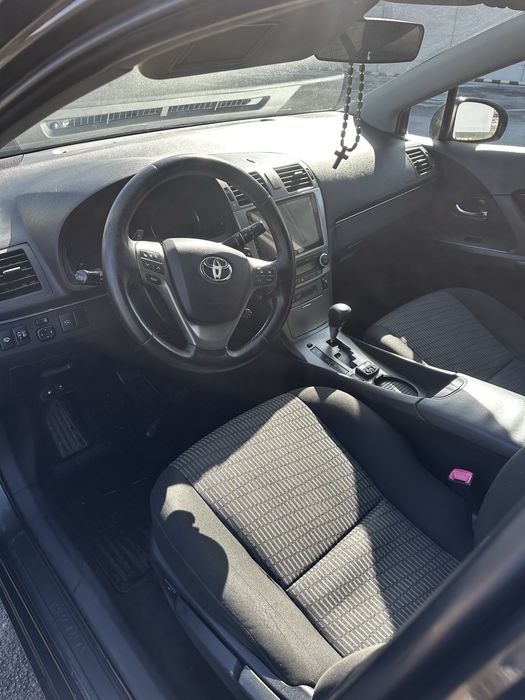 Toyota Avensis 2010 Webasto