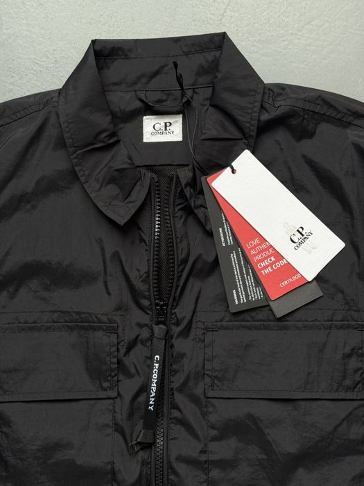 Сорочка на замку C.P. Company нейлонова/ овершот  зип сипи компани