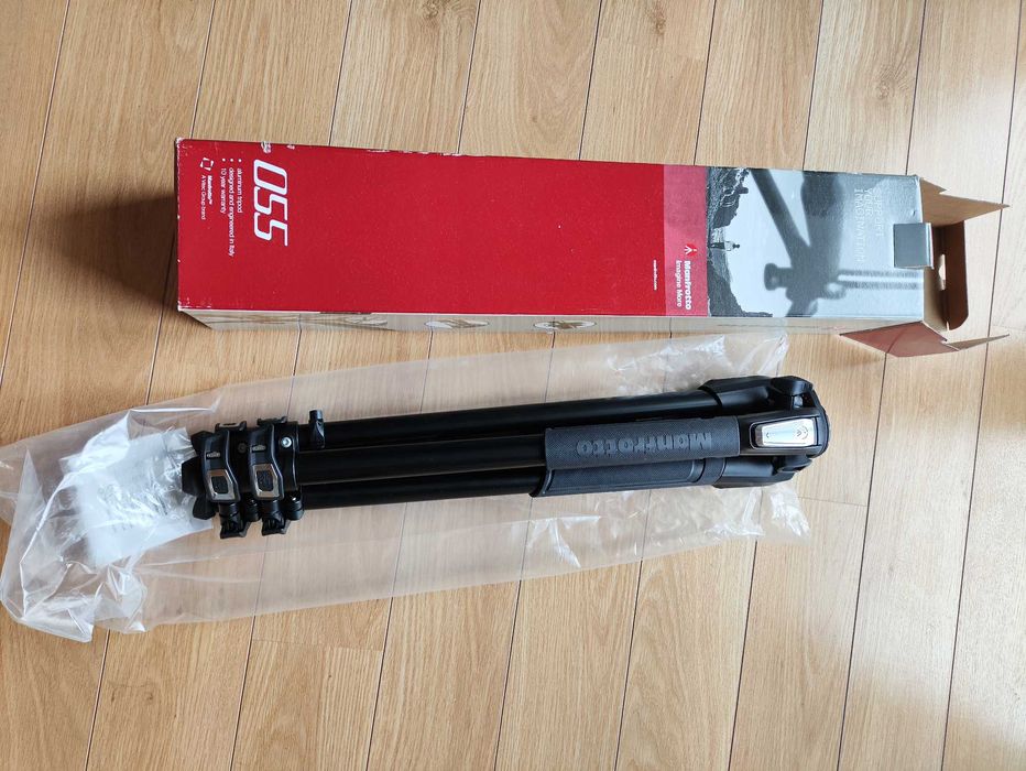 Tripé Manfrotto MT055XPRO3