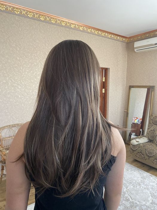 Парик жіночій штучний з чолкою