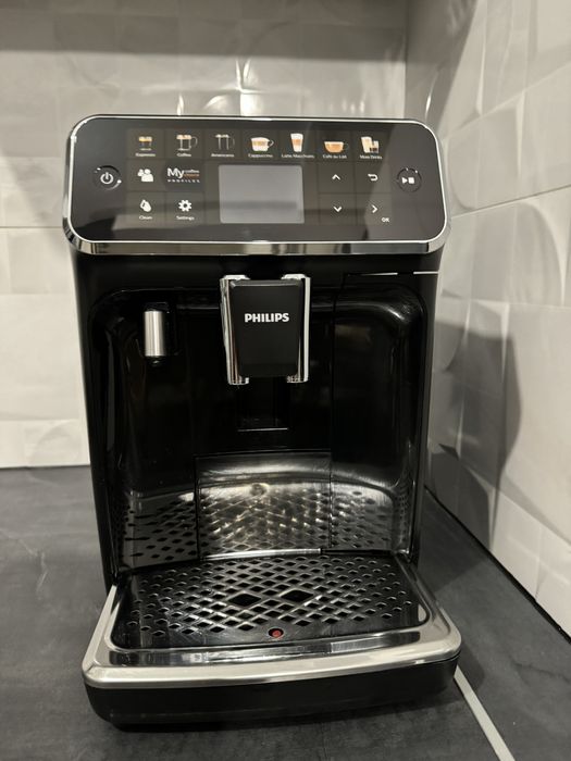 Продається Каво машина Filips Late gov Seria 5400