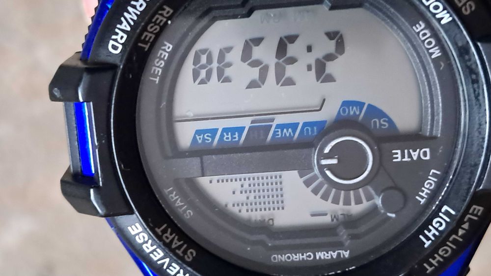 Sportowy zegarek elektroniczny Vershold Technology IPX4