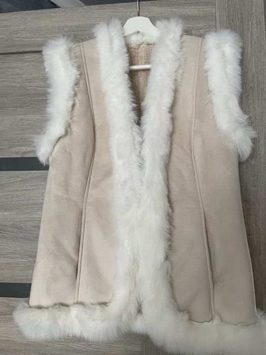 Жилетка/безрукавка