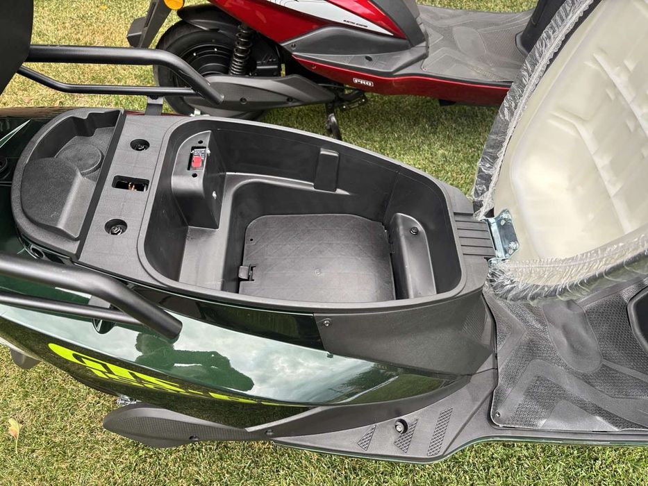 Електроскутер Corso GTS RR 2000W 72V/32Ah на літій-іонна  БАТАРЕЇ.