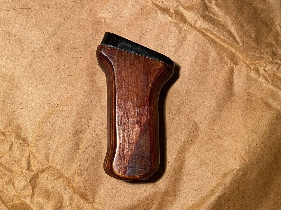 Деревʼяне пістолетне руківʼя для АКМ, АК47, РПК