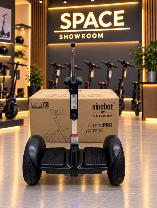 Гироскутер Ninebot mini Pro  черный/белый