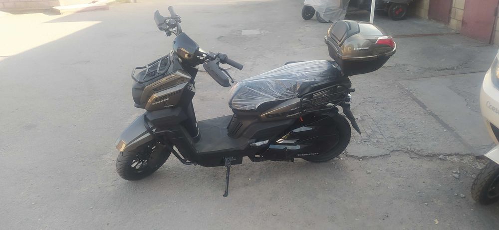 Електроскутер Corso BlackFury 2800W 72V42Ah LiFePO4