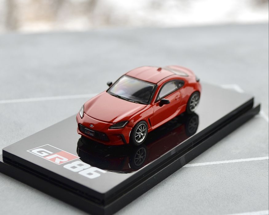 Колекційні моделі авто машинки масштаб 1:64