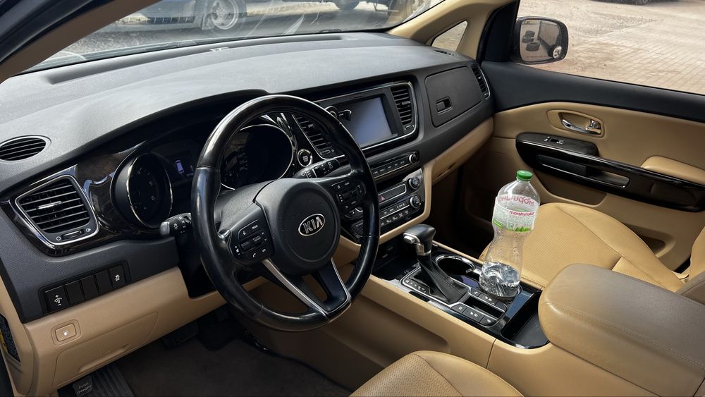 Kia carnival 2.2d 2019