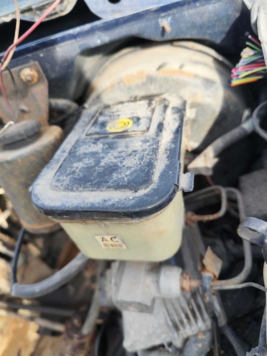 Chevrolet Express Gmc Savana pompa hamulcowa z servem