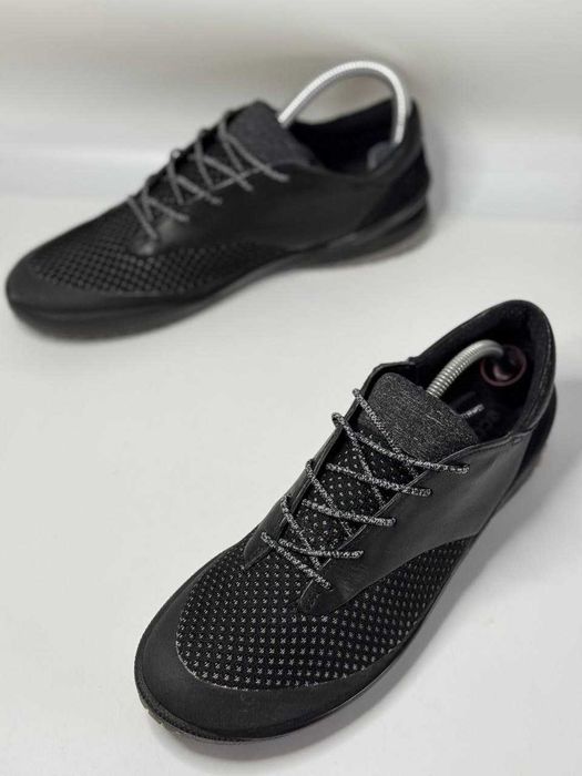 Кросівки — ECCO Biom