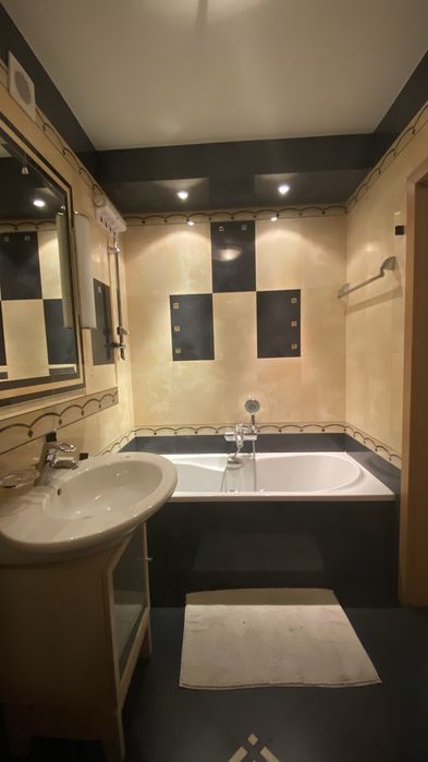 Mieszkanie bardzo wysoki standard dla firm centrum Dabrowy Gorniczej