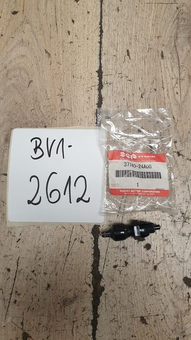 Czujnik Stopu Suzuki GSX-R Bandit Hayabusa VL800 VZR1800  37740-24A00