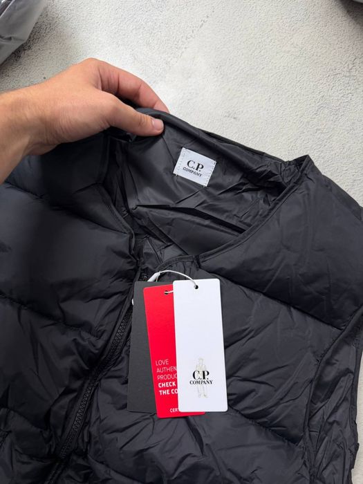 Жилетка C.P Company на осінь