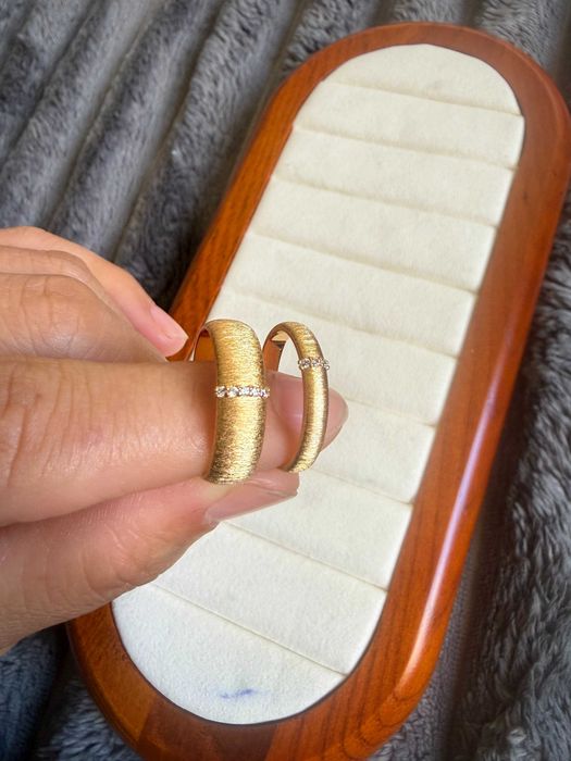 Anel Largo em Prata 925 Dourada Escovada – Par Empilhável ring 17.3mm